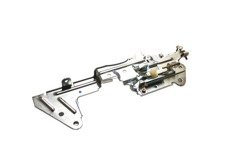 841492 BRACKET- CONTROL Briggs & Stratton Engine Parts (BS-841492)