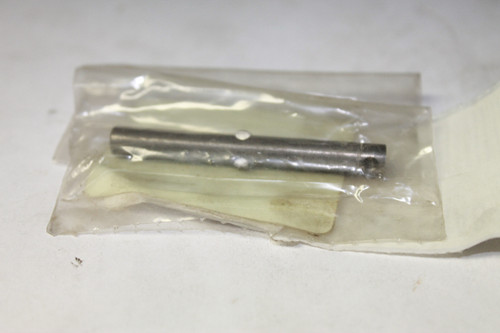 1101208 Rod, Wheel Lock Murray Lawnmower Parts (MU-1101208) 1101208 Rod, Wheel Lock Murray Lawnmower Parts (MU-1101208)