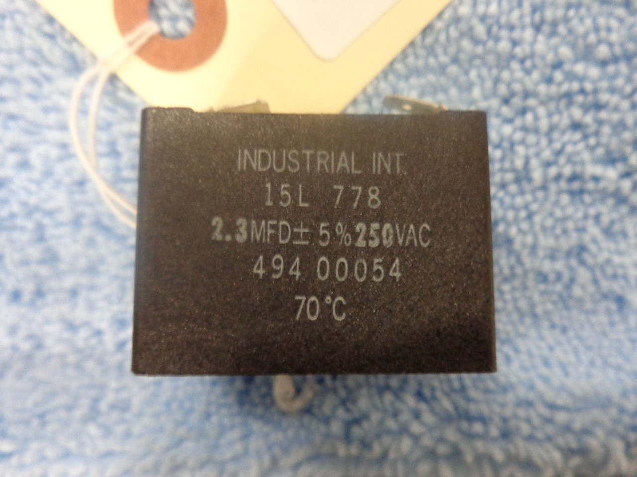 Industrial Int. 15L778 Capacitor 2.3uF 250 V1