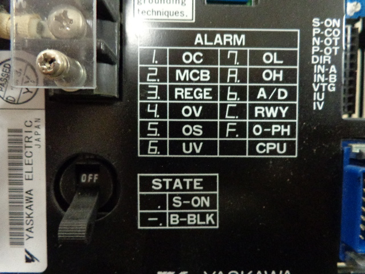 Yaskawa CACR-SR03BC1KS-Y264 Servo Pack2