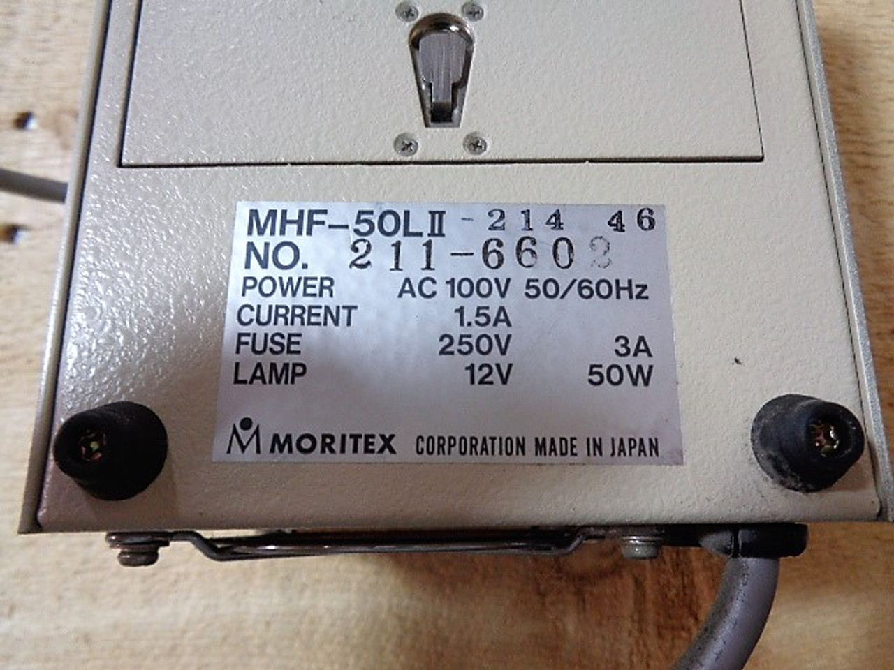 Moritex MHF-50L II light Source3