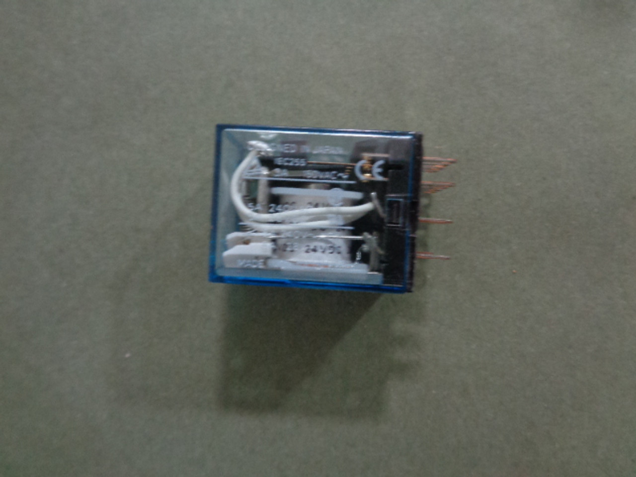 Omron MY4J 24VDC, 14 Pin  OMRON relay 24VDC 14pin