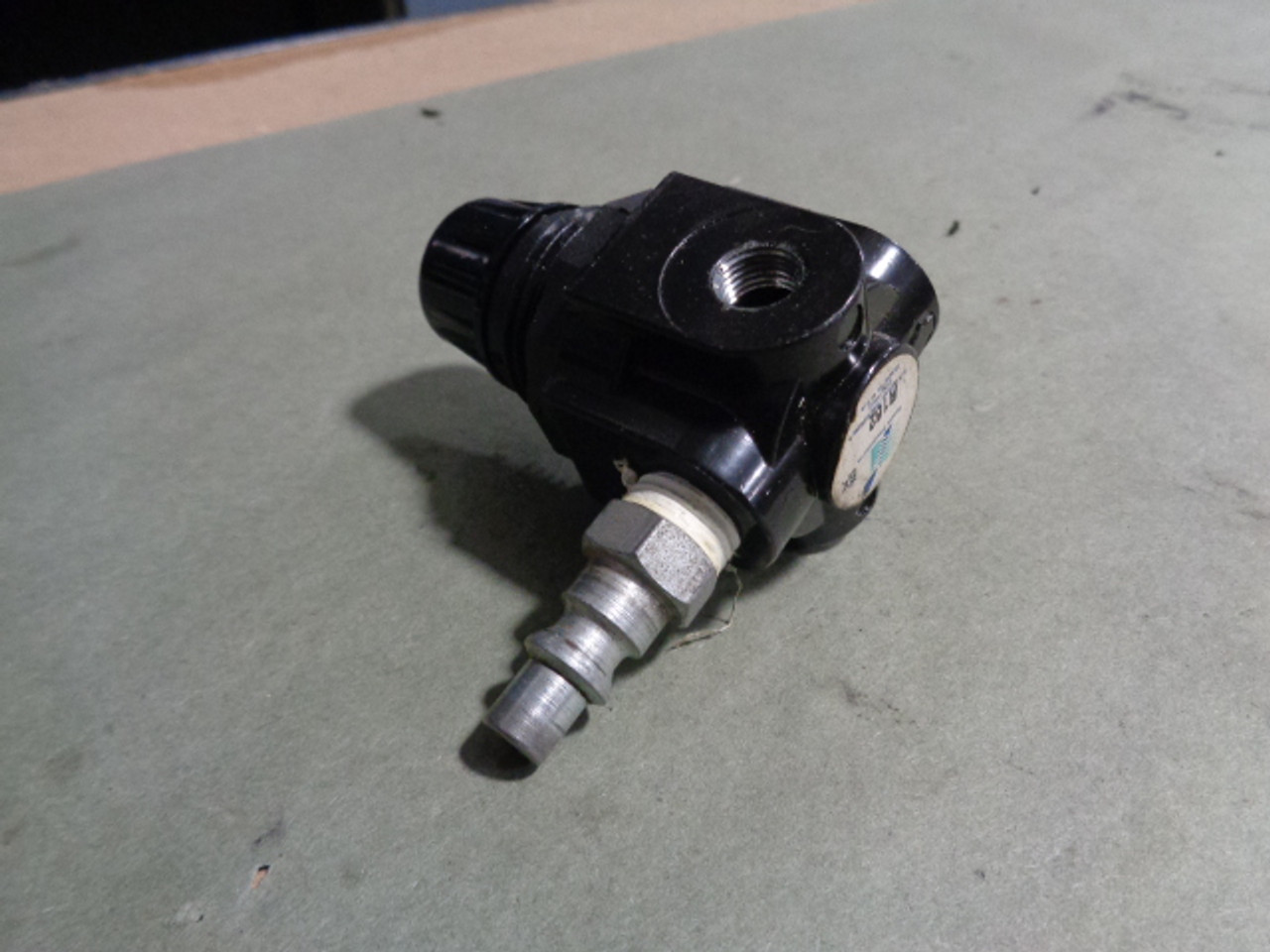 Arrow Pneumatics R162 Mini Regulator