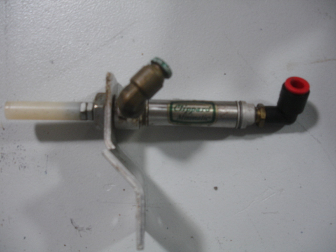 Clippard Minimatic SDR081 Air Cylinder