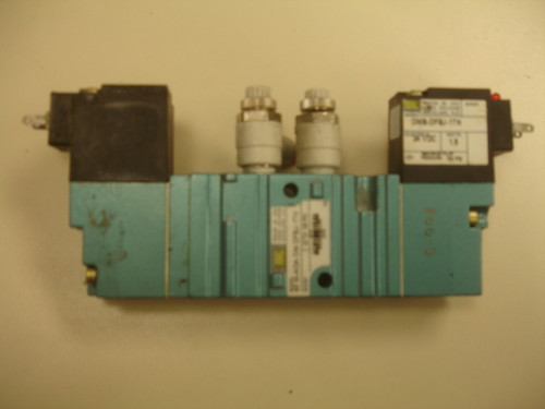 Mac 451A-AOA-DM-DFBJ-1TN 3 Piece Pneumatic Valve Bank