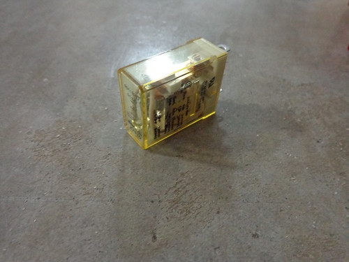 Idec RHIB-U-1 24VDC Single pole relay