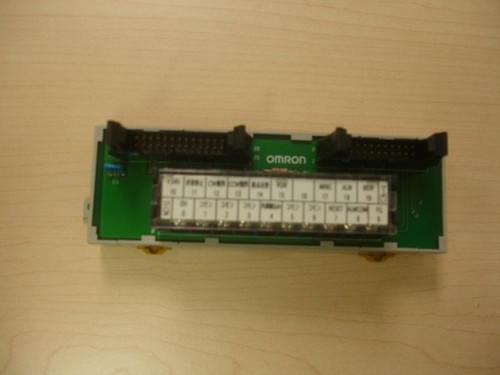 Omron XW2B-20J6-1B Servo Terminal