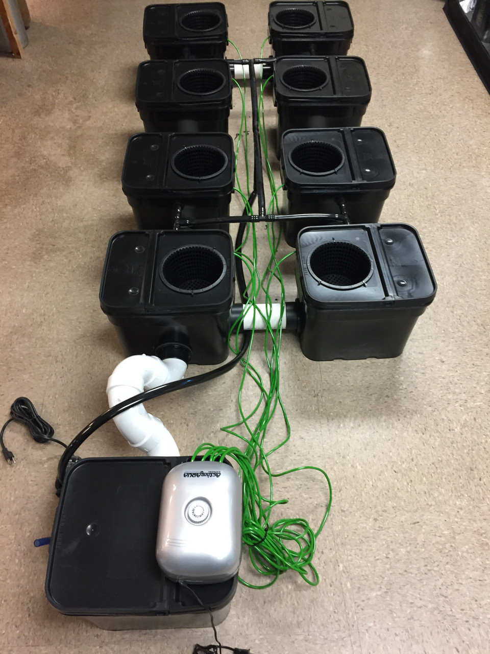 8F8 - PA Hydroponics 8 Plant Fallponic System custom built for a