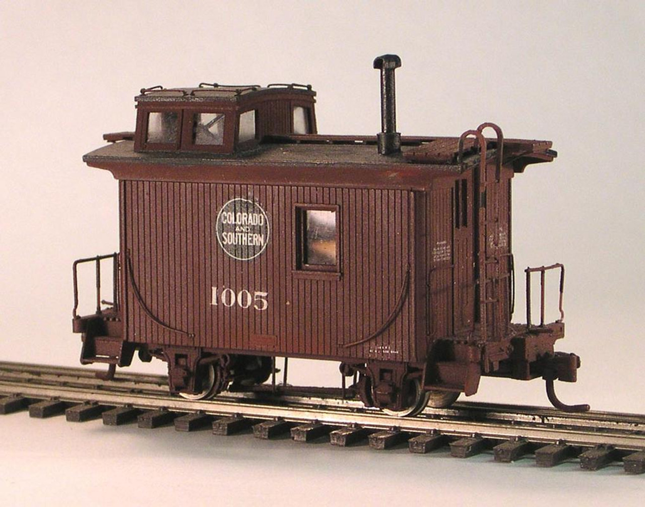 C&S CABOOSE #1005 4-WHEEL CABOOSE–HOn3 (KIT)