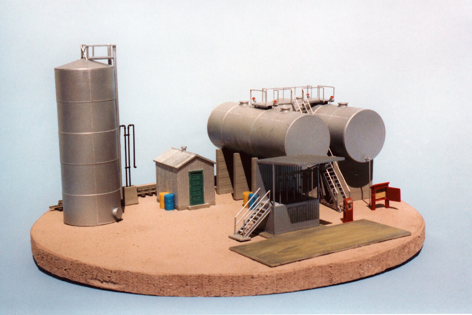 Midwest Petroleum Distributors