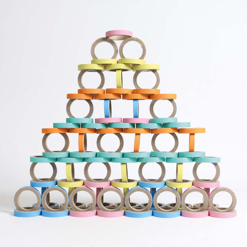 birdie_bangles_small_chewable_parrot_toy_pack_of_100_384204_1