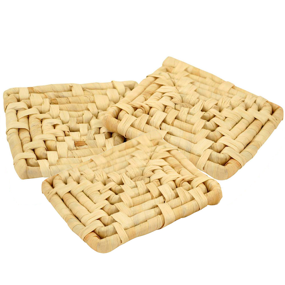 An image of Natural Maize Mat Chewable Toy for Parrots Pack of 3