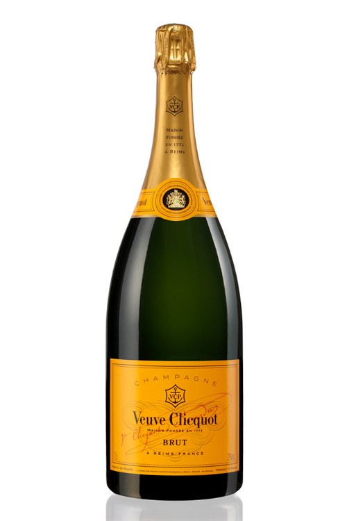 Veuve Clicquot Yellow Label Brut Magnum Luminous Edition (1.5 Liter Bo –  Champagnemood