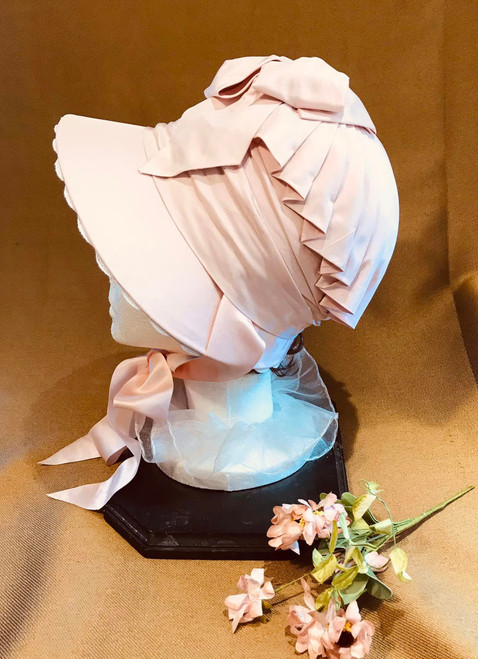 "Botticelli" Bonnet