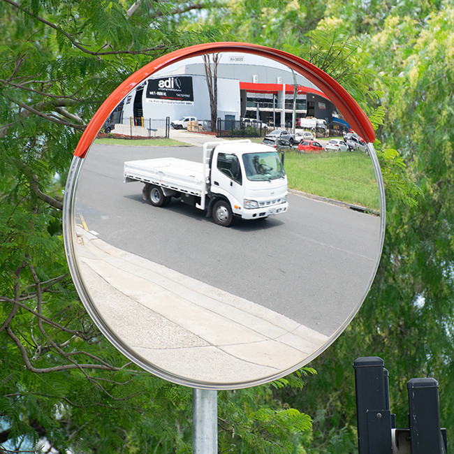 Choosing Convex Mirrors