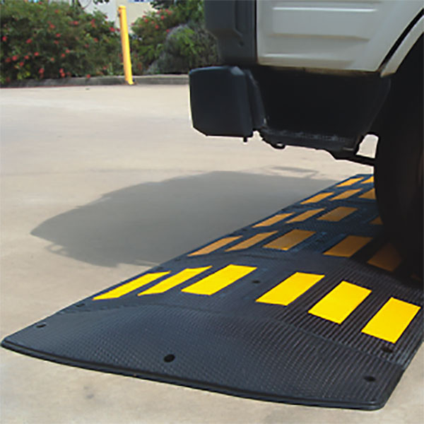 RS900HD cable and hose ramp
