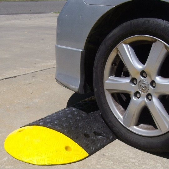SH75HD 75mm high heavy duty speed hump