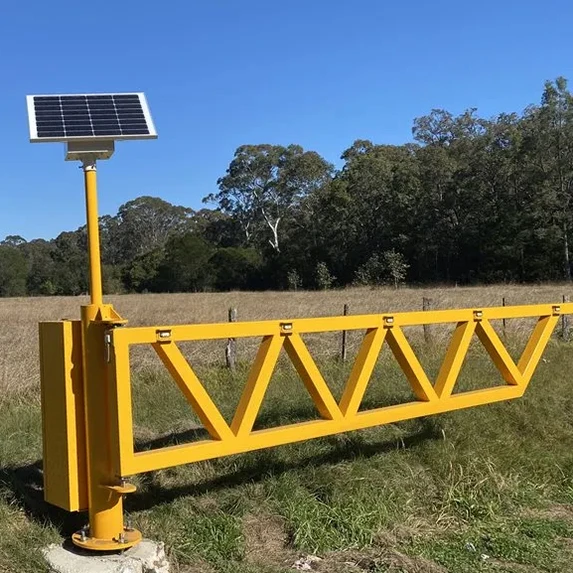 Flood warning gate with flashing lights