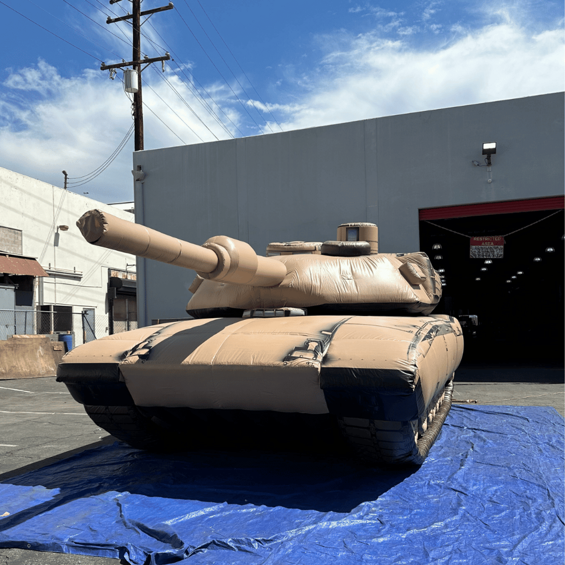 Inflatable WW2 Tanks for Sale Amphibious Combat Vehicles