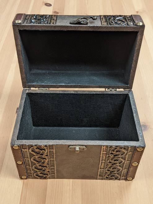 Fancy Dice Chest open