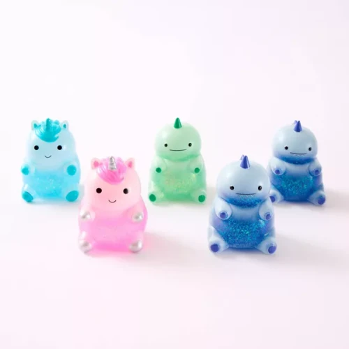 Four style variants: blue unicorn, pink unicorn, green dino, blue dino