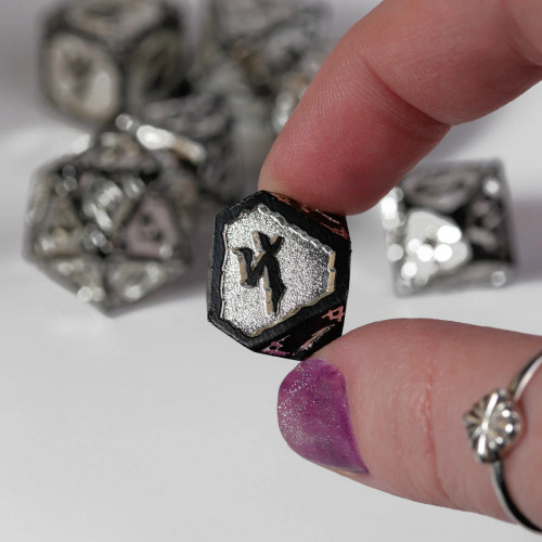 Closeup on the d4