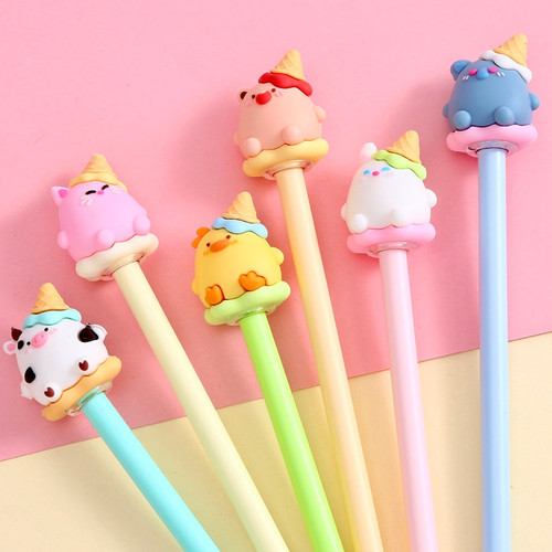 6 animals with ice cream cone hats