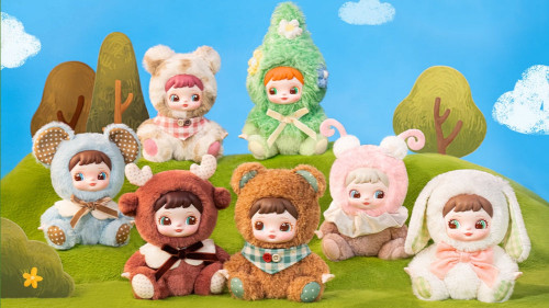 many/all the different blind pull doll options, kids in various forest onsies