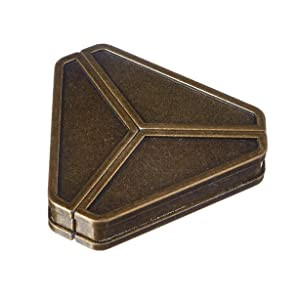 Hanayama Delta (Level 3) puzzle image