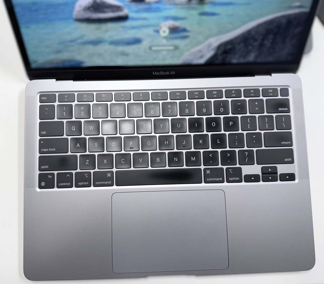 Apple MacBook Air M1 2020 A2337 13” 8GB 256GB SSD Space Grey Grade A