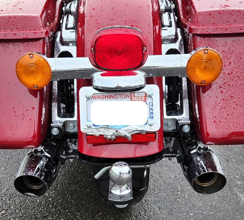 Model 10-120 hitch for the Harley Road King (short fender) 2014 to present. Any Road King with a fender extension should use the model 10-220 hitch.