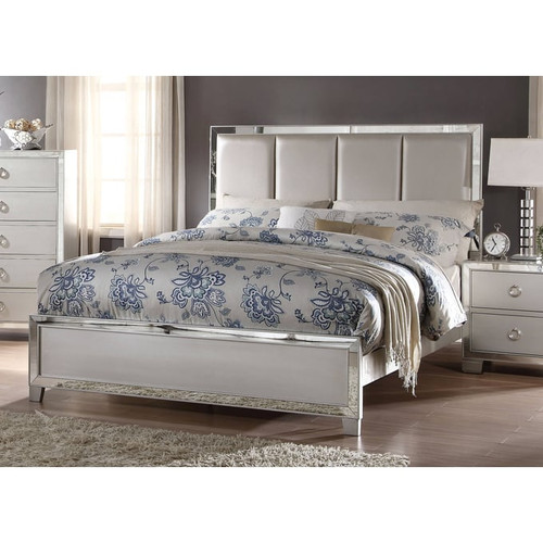 Acme Furniture Voeville II Padded Beds