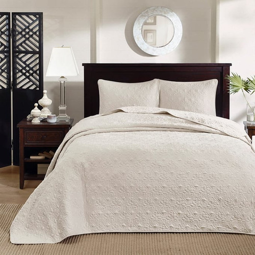 Olliix Madison Park Quebec Cream 2pc Bedspread Sets