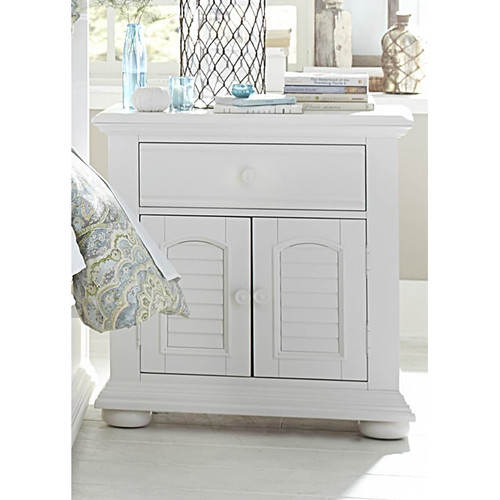 Liberty Summer House I Oyster White Night Stand