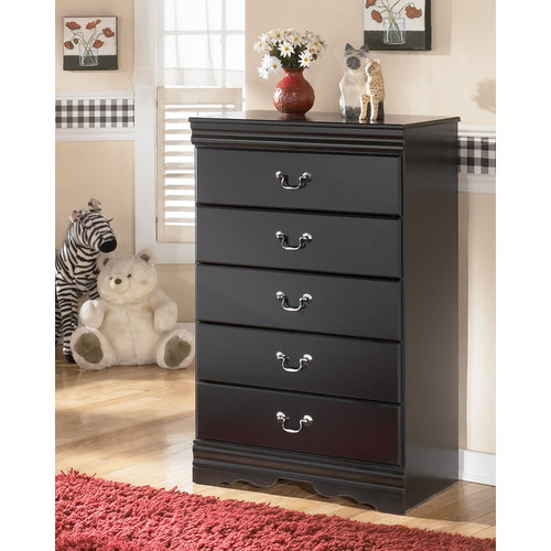 Ashley Furniture Huey Vineyard Black Chest