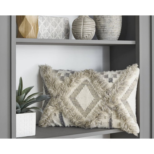 Ashley Furniture Liviah Natural Pillows