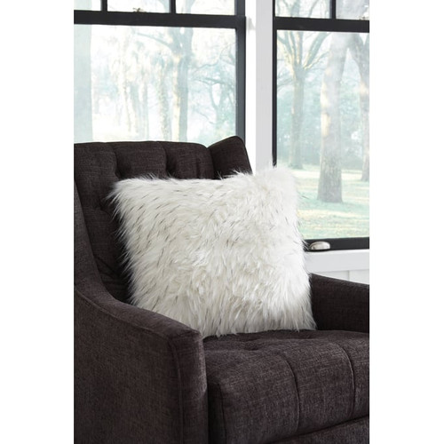 Ashley Furniture Calisa Cream Black Pillows