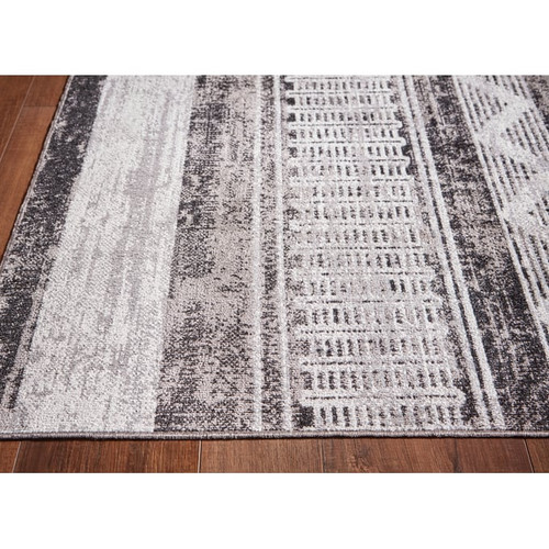 Ashley Furniture Henchester Medium Rugs