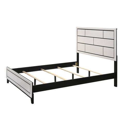 Crown Mark Akerson White Queen Bed