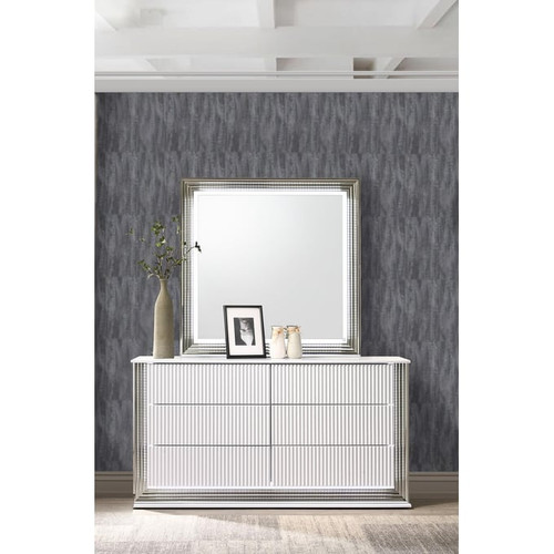 Global Furniture Aspen White LED Dresser And Mirror