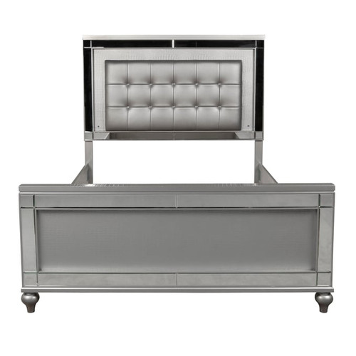 New Classic Furniture Valentino Silver Queen Bed