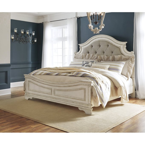 Ashley Furniture Realyn Chipped White Queen Panel Bed