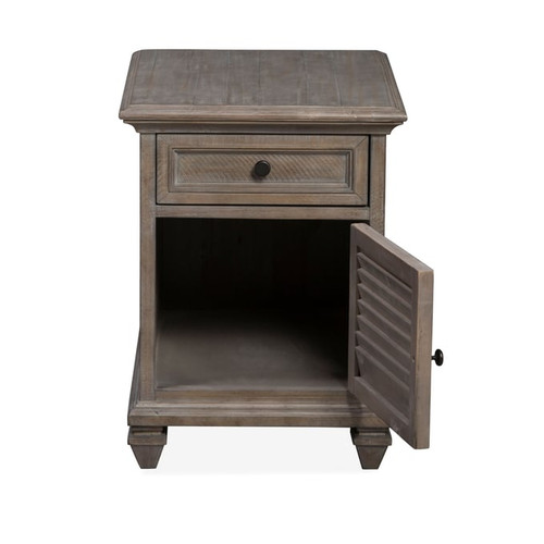 Magnussen Home Lancaster Dovetail Grey Chairside End Table