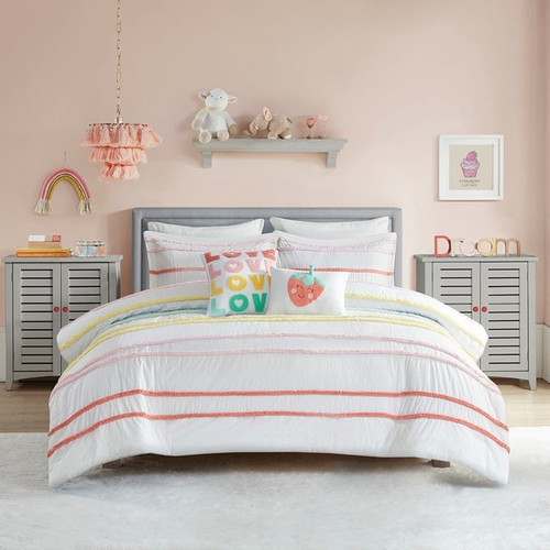 Olliix Urban Habitat Kids Haisley Pink Twin Cotton Comforter Sets With Chenille Trim