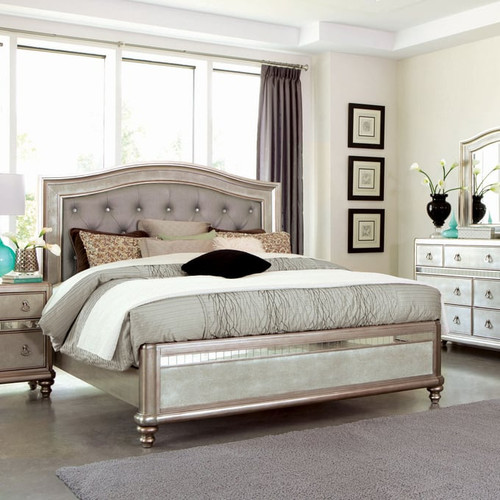 Coaster Furniture Bling Game Elegant Metallic Platinum Wood Beds