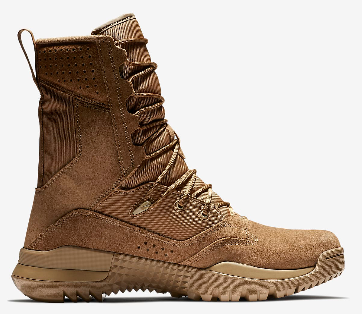 nike sfb field boots