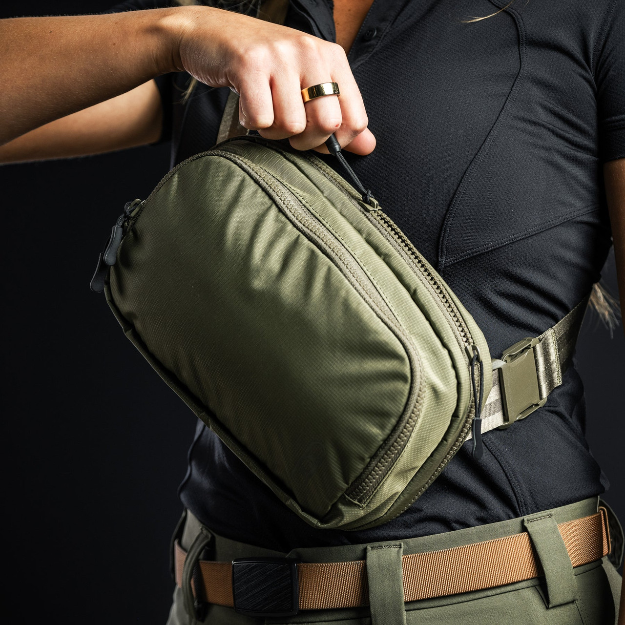 Hood モリハルナさん shooting belt bag hood shooting belt bag モリハルナさん hood shooting belt bag