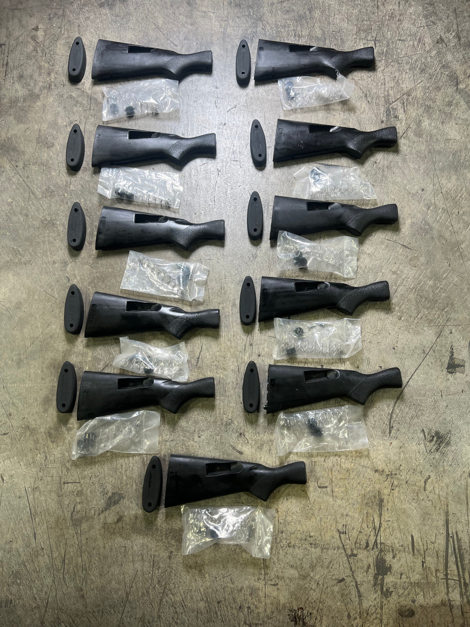 Remington SPEEDFEED 870用 銃床ストックセット Remington 870 Speed Feed Stock Unassembled, Never Issued, Police Trade