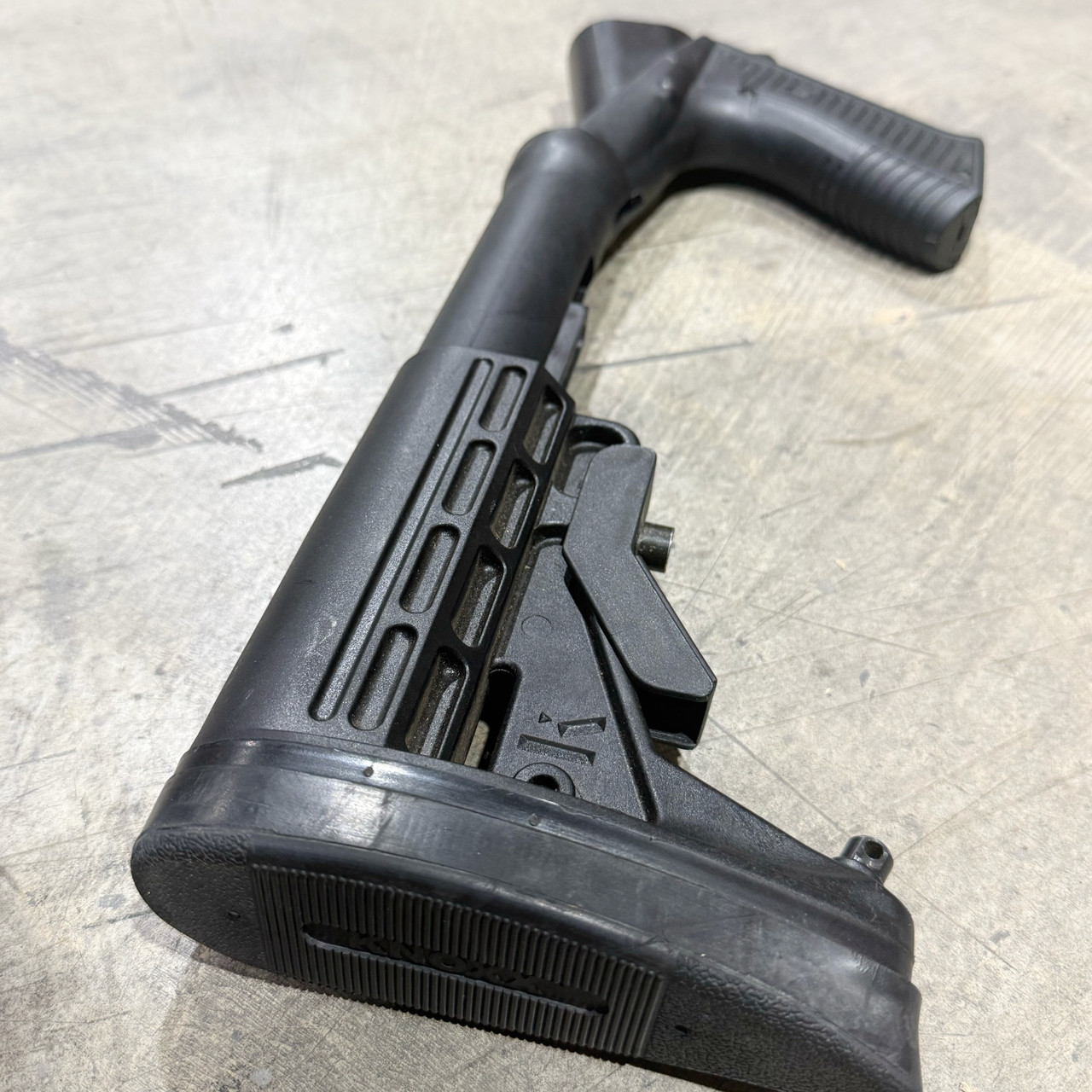 Blackhawk Knoxx SpecOps Adjustable Stock for Remington 870, Police