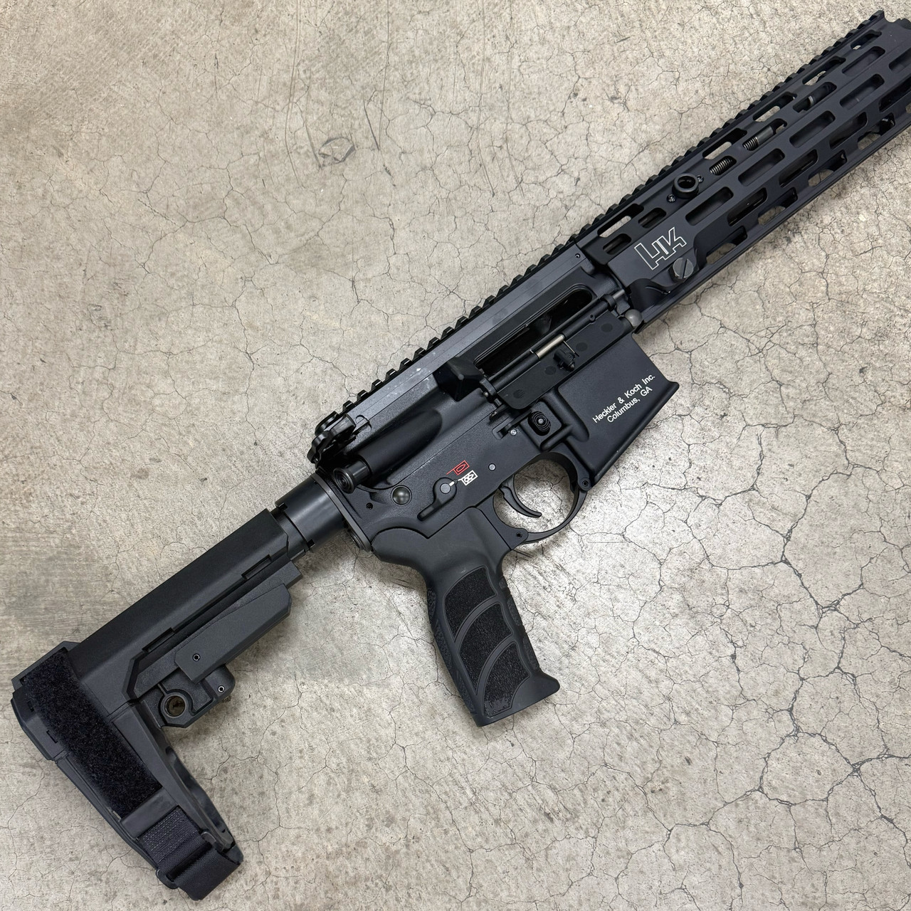 HK MR556 A4 11